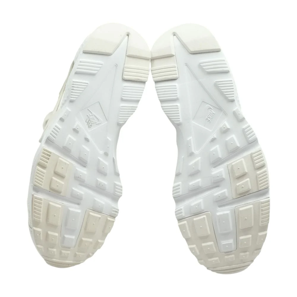 Air Huarache Run White Athletic Shoes - Image 3