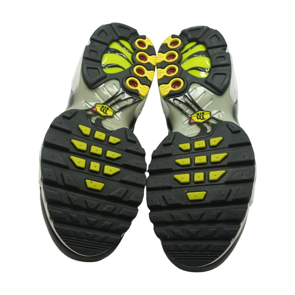 Air Max Plus Black Athletic Shoes - Image 3