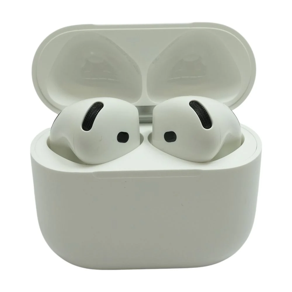 Airpods 4 with Active Noise Cancellation
