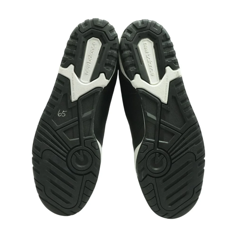 bb550 Black Low Top Athletic Shoes - Image 3