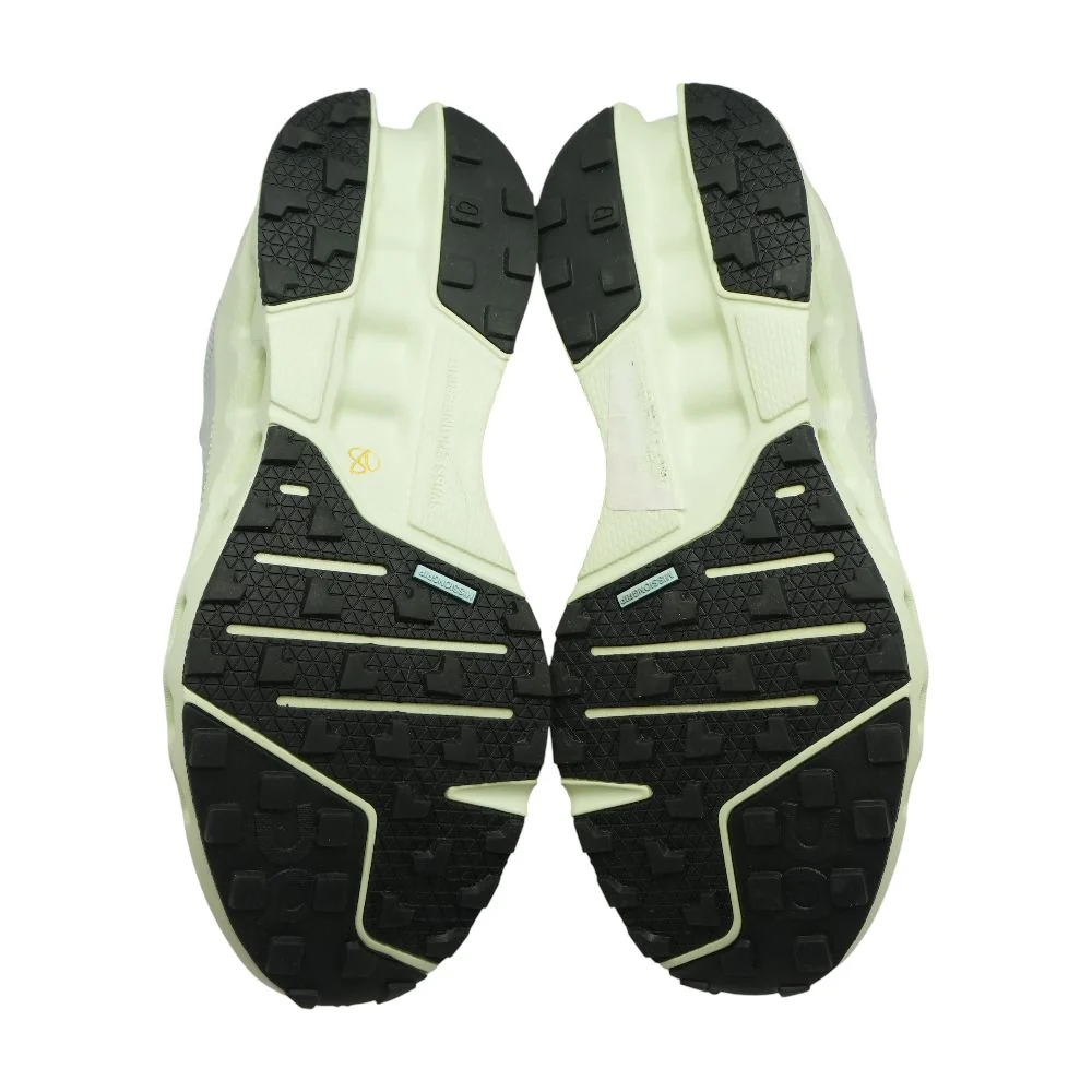 Cloudsurfer Trail Gray Low Top Athletic Shoes - Image 3