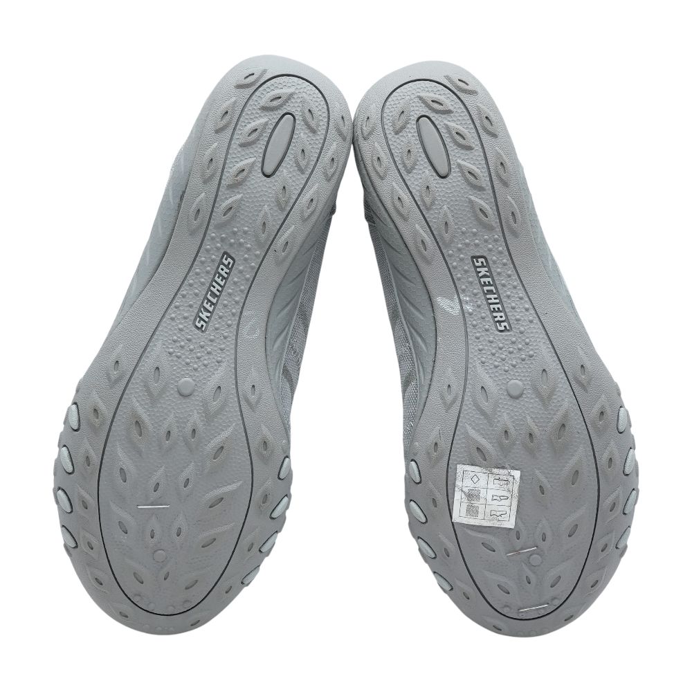 Gray Slip On Athletic Shoes - Image 3