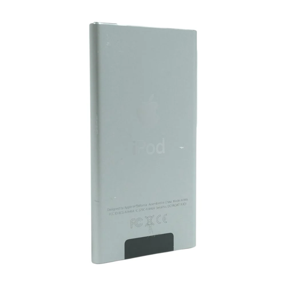 iPod Nano 16GB 7th Gen Space Gray - Image 2
