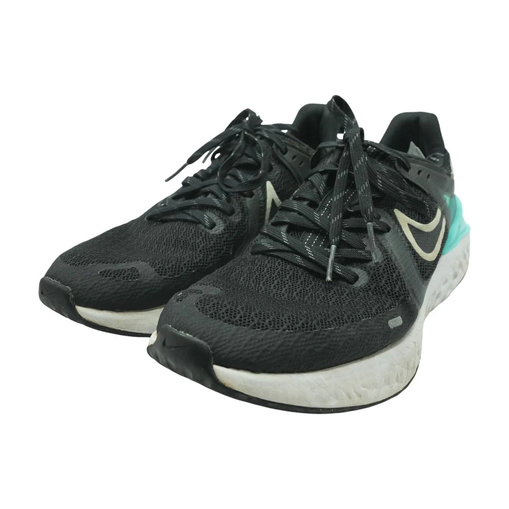 Legend React 2 Black Low Top Athletic Shoes