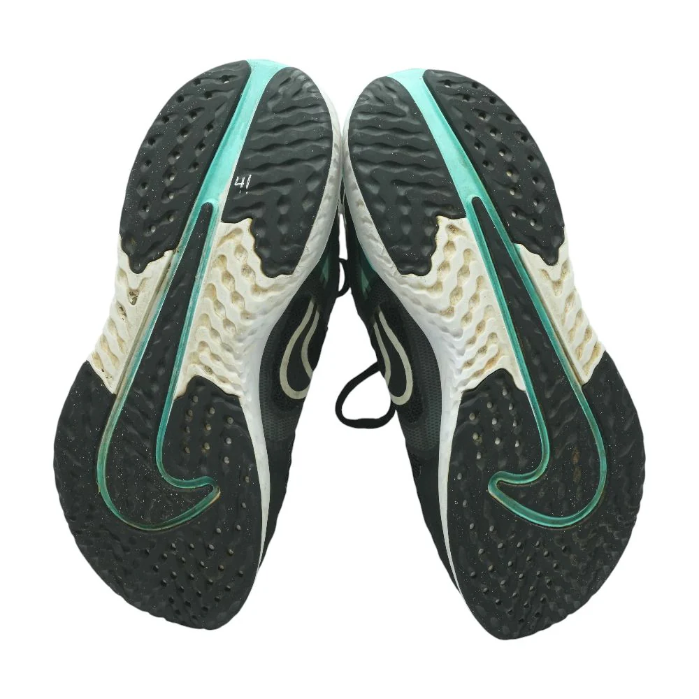 Legend React 2 Black Low Top Athletic Shoes - Image 3