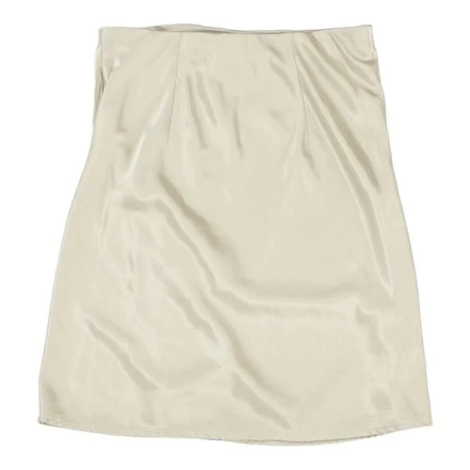 Silver Solid Mini Skirt - Image 2