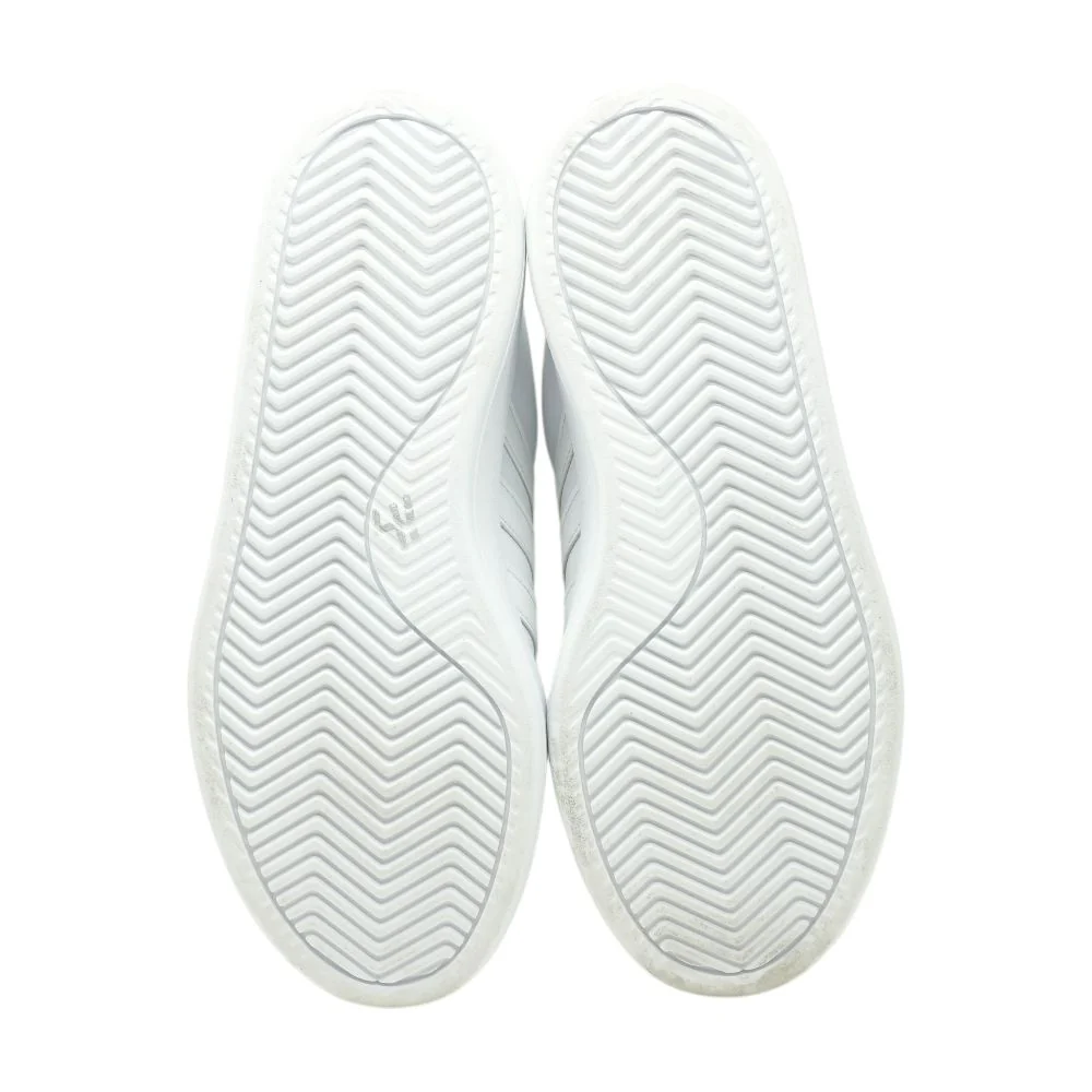 White Low Top Athletic Shoes - Image 3
